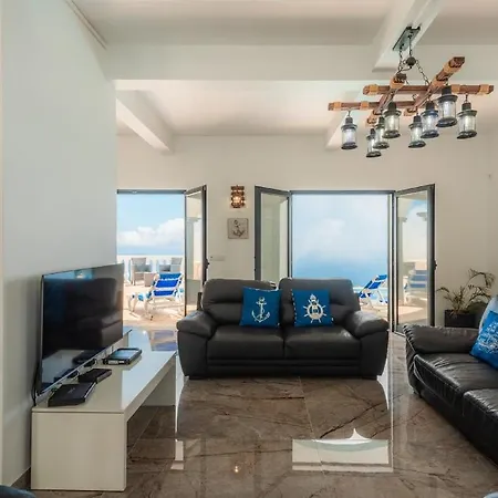 Villa Blue Sea Tower Luxury Guest With Private Heated Pools