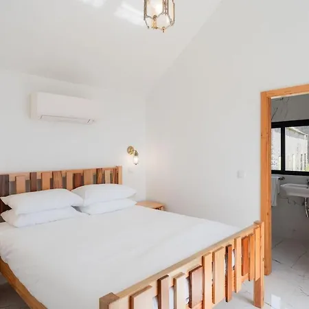 Blue Sea Tower Luxury Guest With Private Heated Pools Fajã da Ovelha