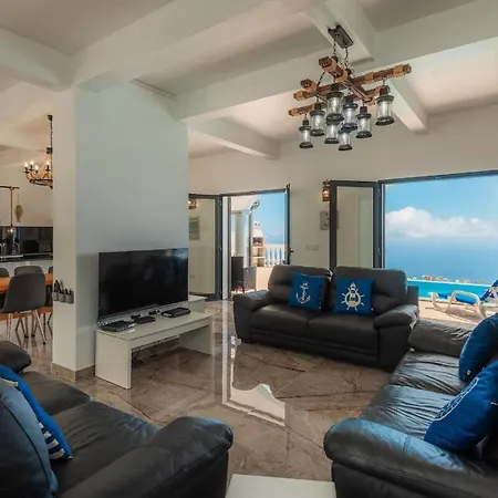 Villa Blue Sea Tower Luxury Guest With Private Heated Pools *
