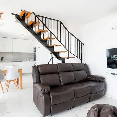 Villa Blue Sea Tower Luxury Guest With Private Heated Pools Fajã da Ovelha
